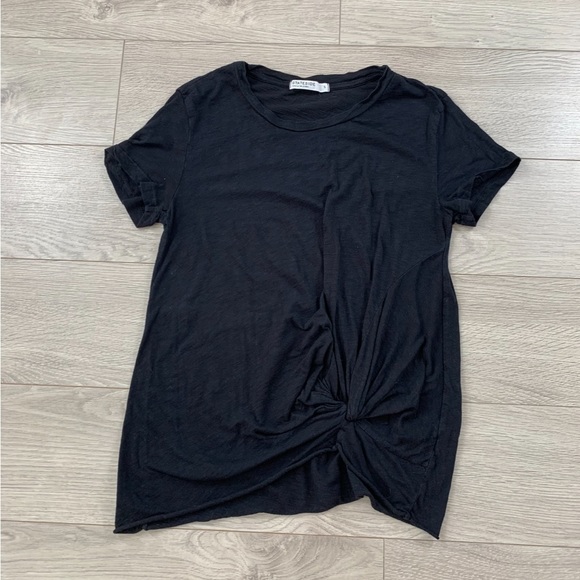 Stateside Black Knot Front Short Sleeve Tee - Picture 3 of 10
